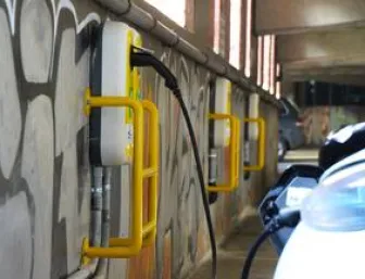 Auto an Wallbox